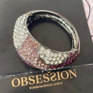 Magenta and pink bracelet